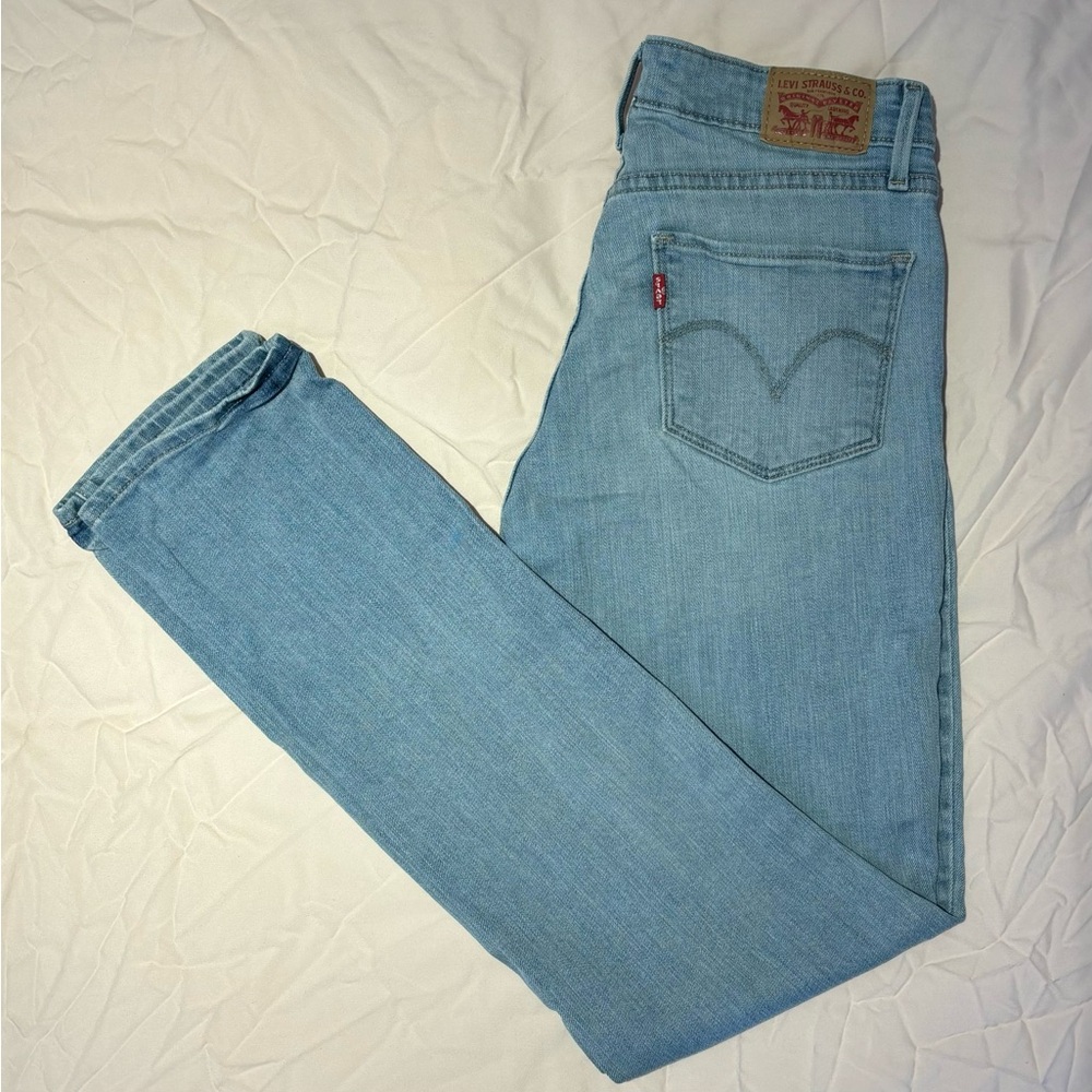 Levi Mid Rise Jeans